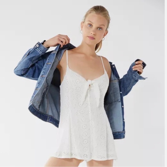 NWT Urban Outfitters Nova Eyelet Tie Front Romper